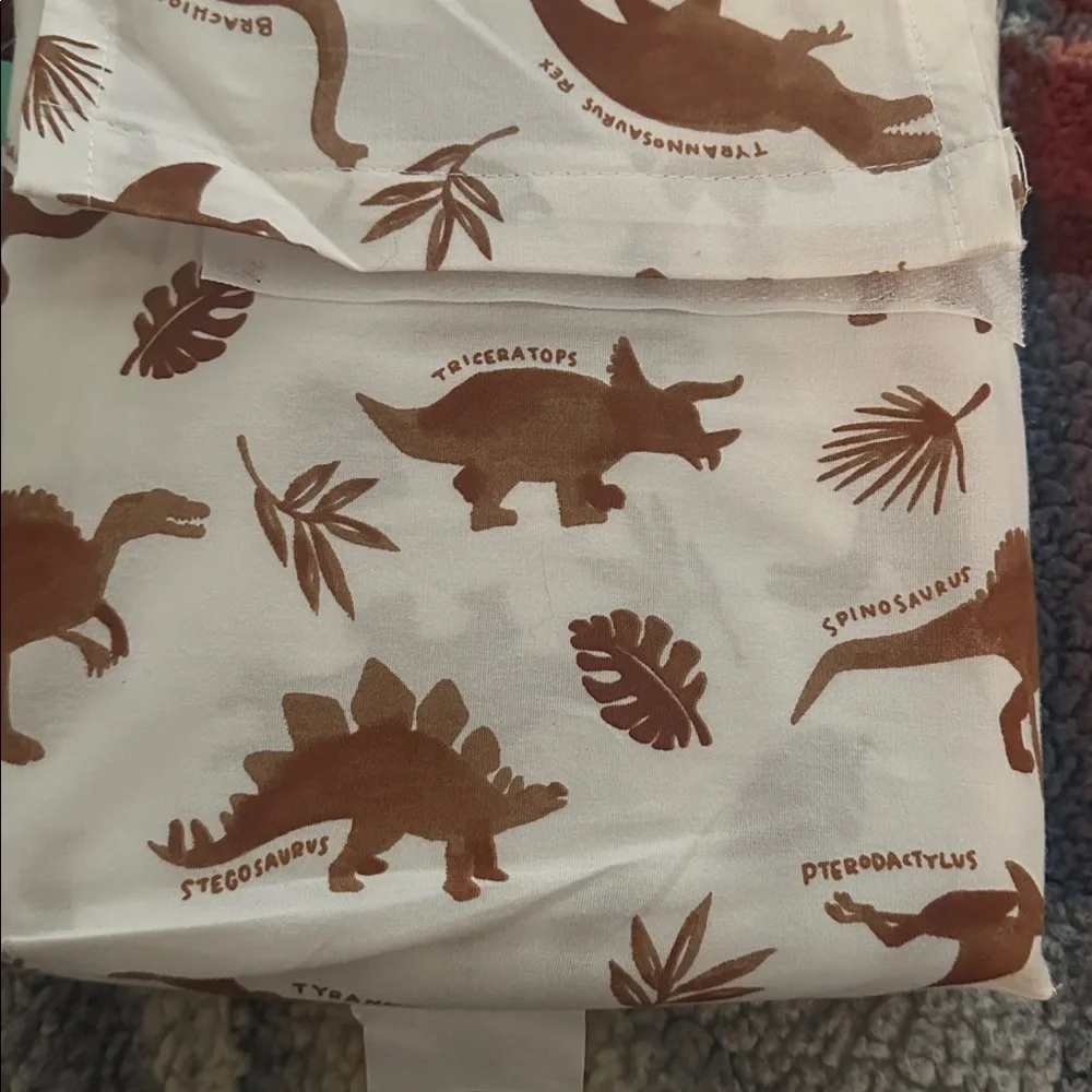 Pillowfort Dinosaur Print toddler sheet set